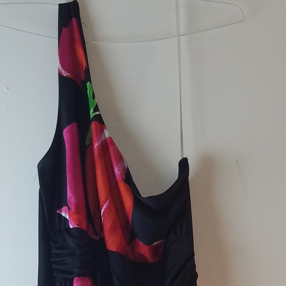 Off shoulder flower dress